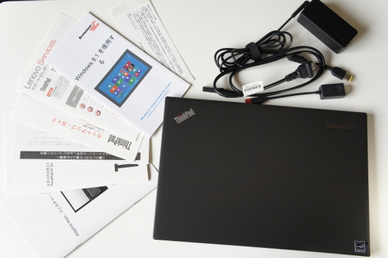 「ThinkPad X1 Carbon」添付品